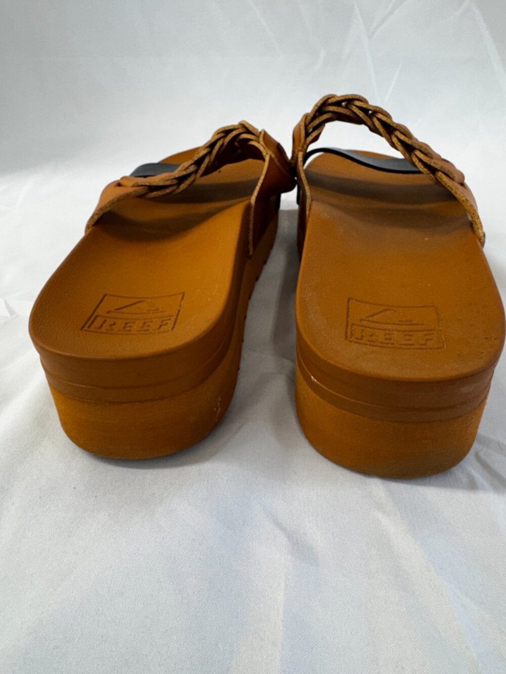 NWOT Reef Cushion Vista Hi Twist Black Brown Two-Strap Platform Sandals Sz 8 - Picture 8 of 13